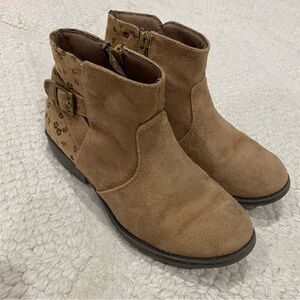 Brown Suede Ankle Boots with Floral Detail